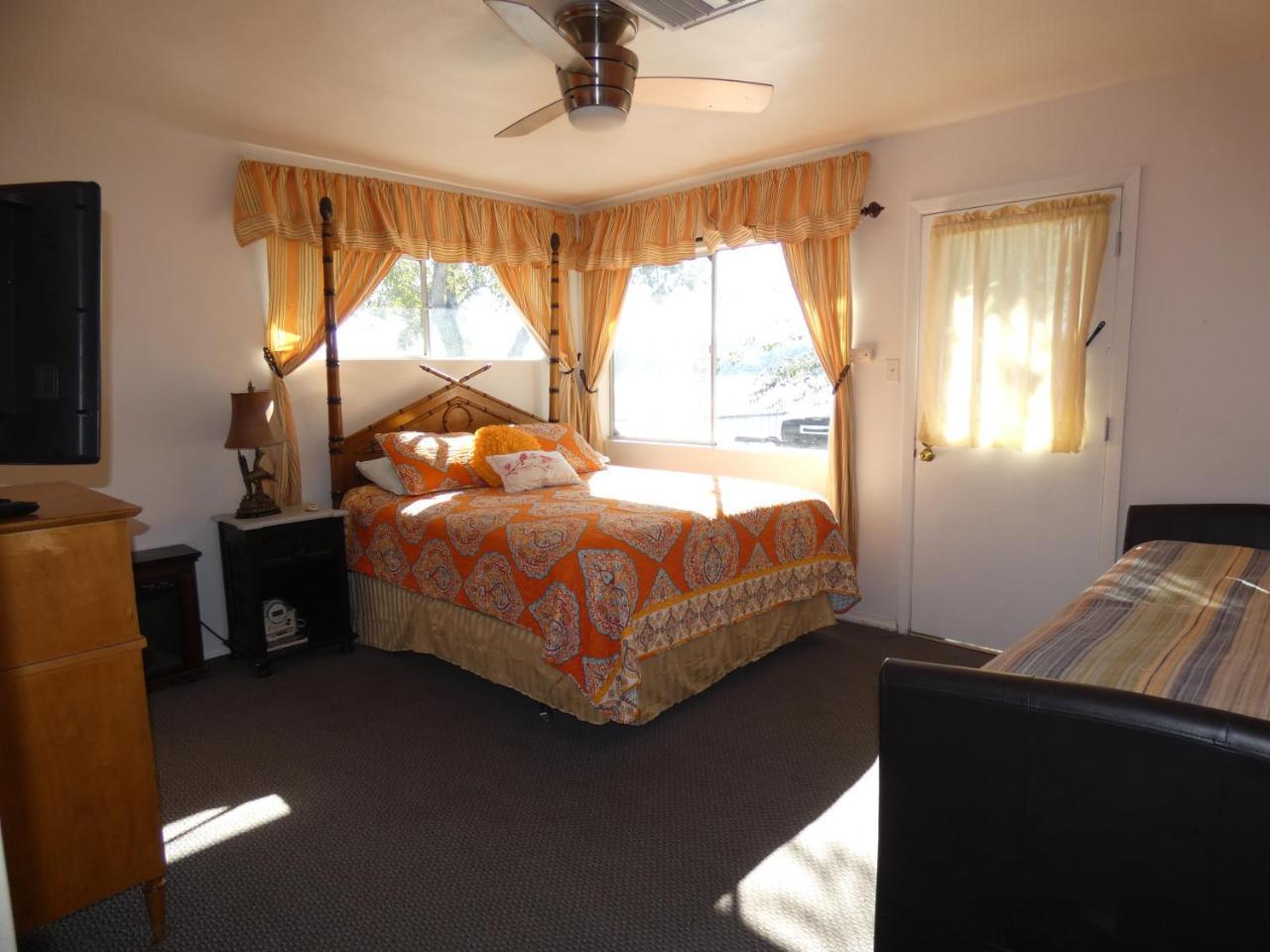 Blue Fish Cove Resort Clearlake Oaks Εξωτερικό φωτογραφία