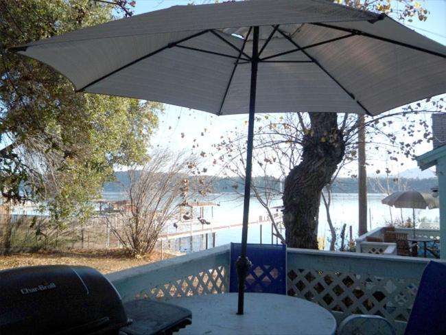 Blue Fish Cove Resort Clearlake Oaks Εξωτερικό φωτογραφία